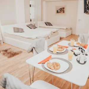 With Amazing View In The Center Appartement
